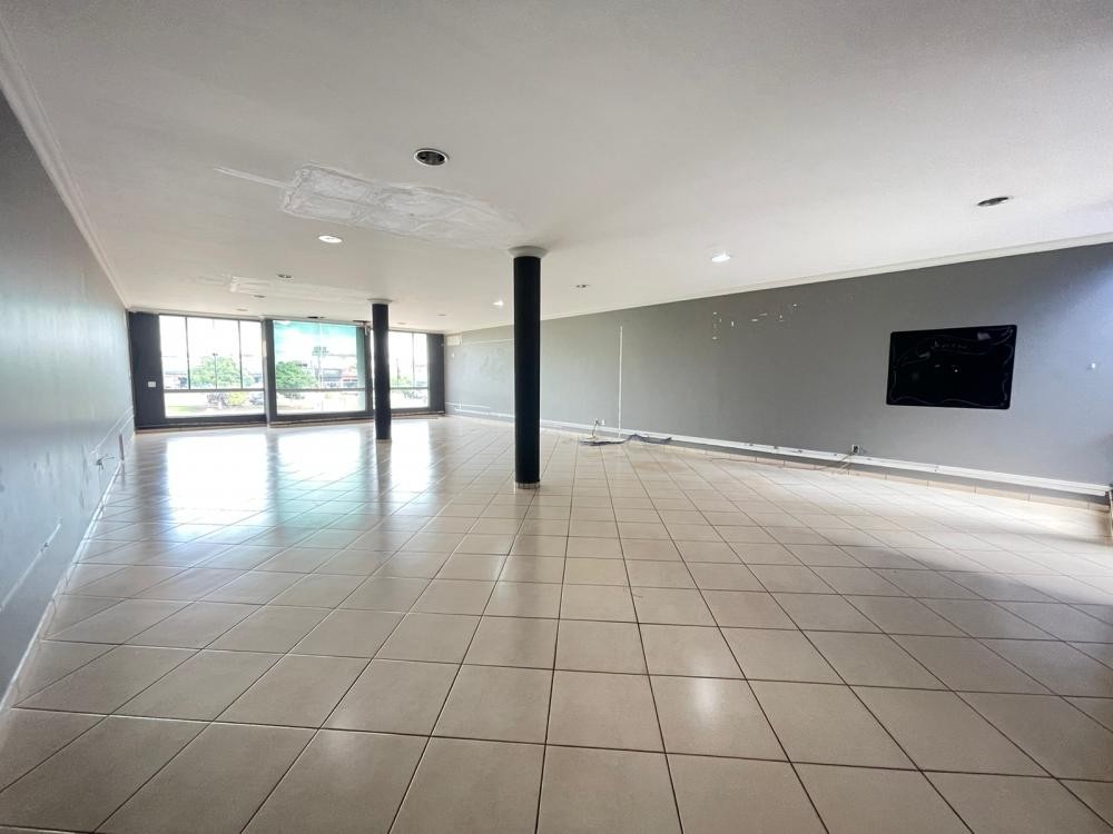 AV. 25 DE AGOSTO N°5115 - CENTRO - Foto 15 de 19