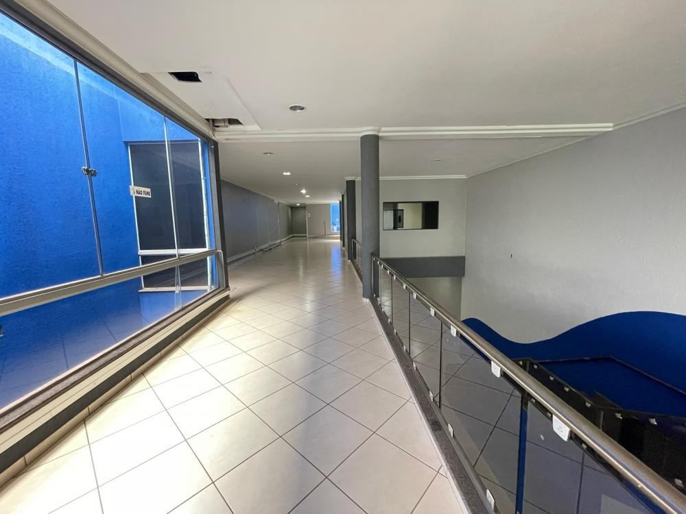 AV. 25 DE AGOSTO N°5115 - CENTRO - Foto 17 de 19