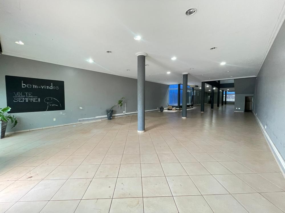 AV. 25 DE AGOSTO N°5115 - CENTRO - Foto 3 de 19