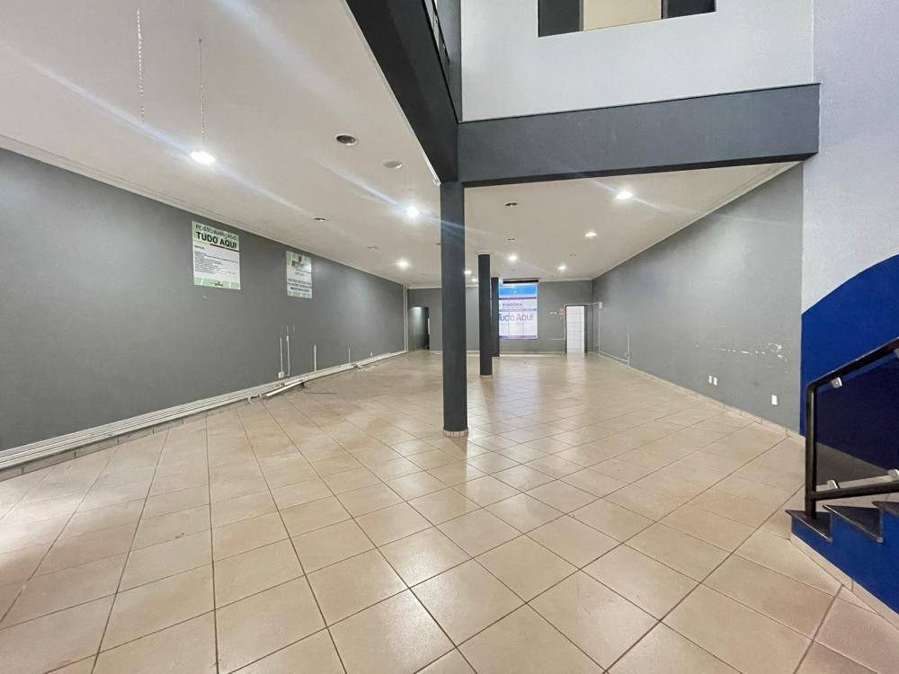 AV. 25 DE AGOSTO N°5115 - CENTRO - Foto 5 de 19