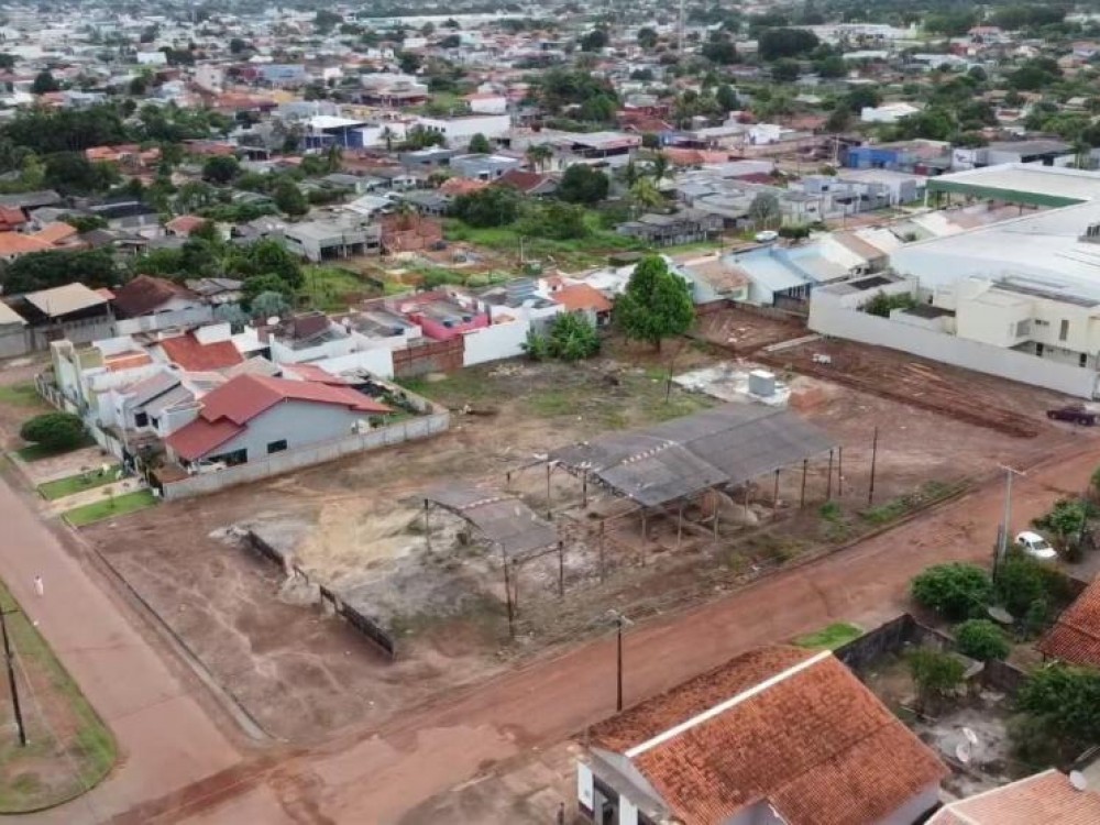 RUA GUAPORÉ ESQ. COM AV. NITERÓI  - Foto 2 de 9