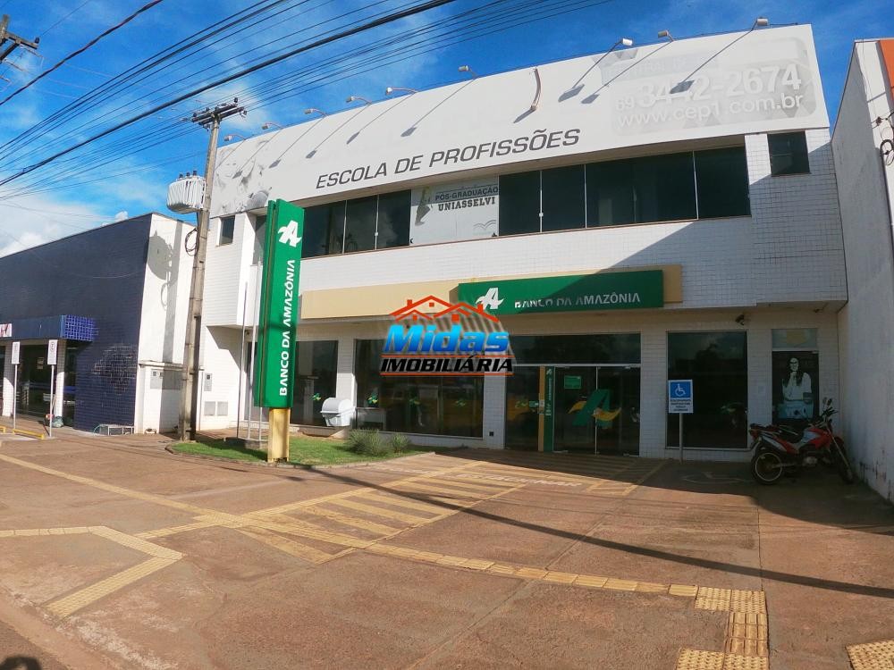 AV. 25 DE AGOSTO - CENTRO 